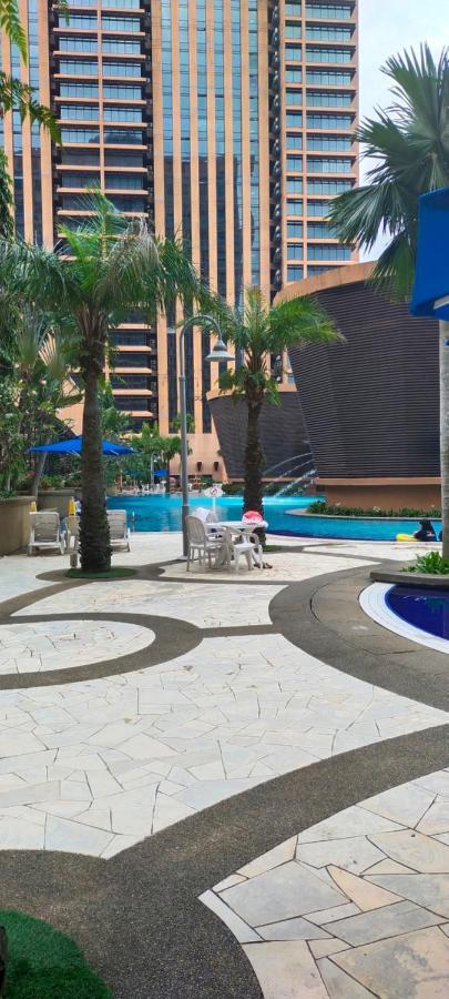 Bbs Suites At Times Square Kl Куала-Лумпур Экстерьер фото
