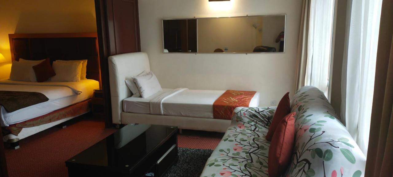 Bbs Suites At Times Square Kl Куала-Лумпур Экстерьер фото
